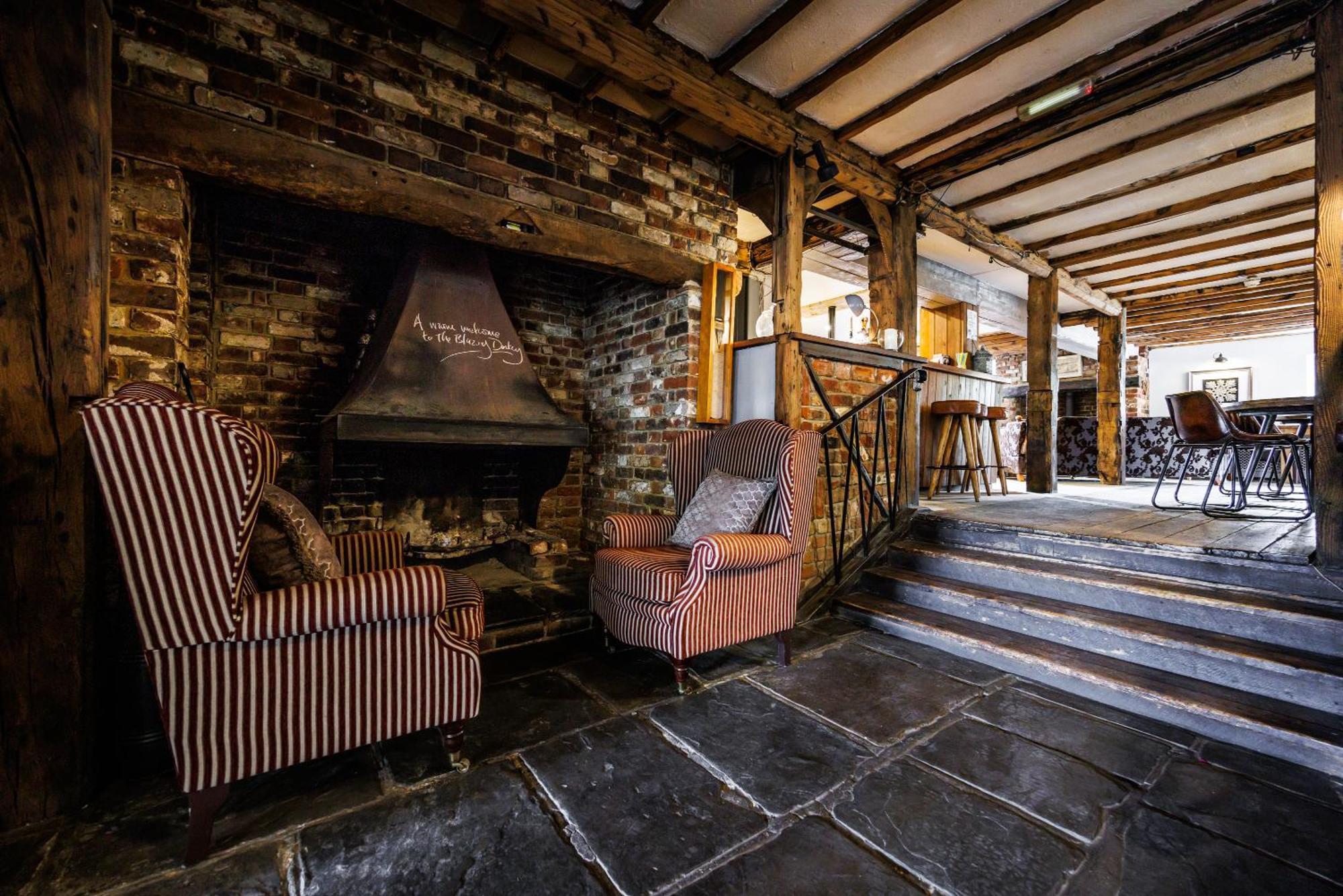 Blazing Donkey Countryside Retreat Hotel Sandwich Exterior photo