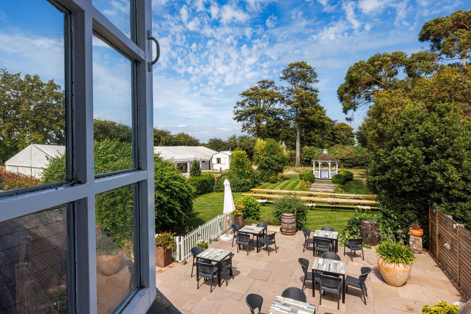 Blazing Donkey Countryside Retreat Hotel Sandwich Exterior photo